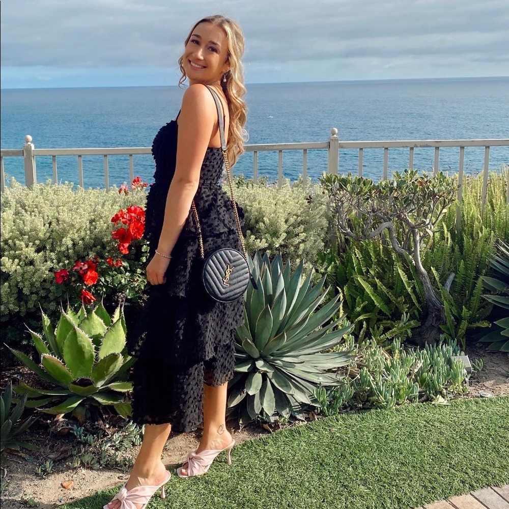 Lulus black tiered midi dress - Small